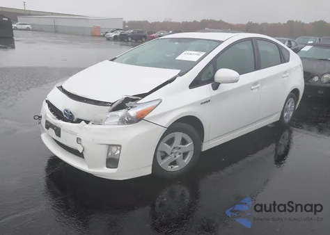 2011 Toyota Prius Three from USA, damaged, VIN JTDKN3DUXB1412254